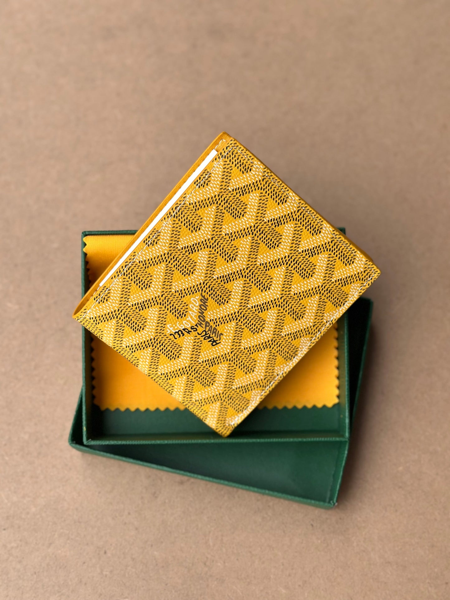 Wallet famous brand