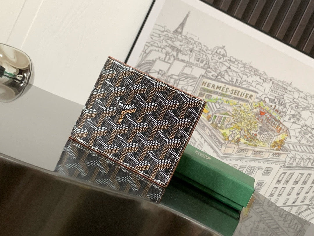 Famous brand wallet