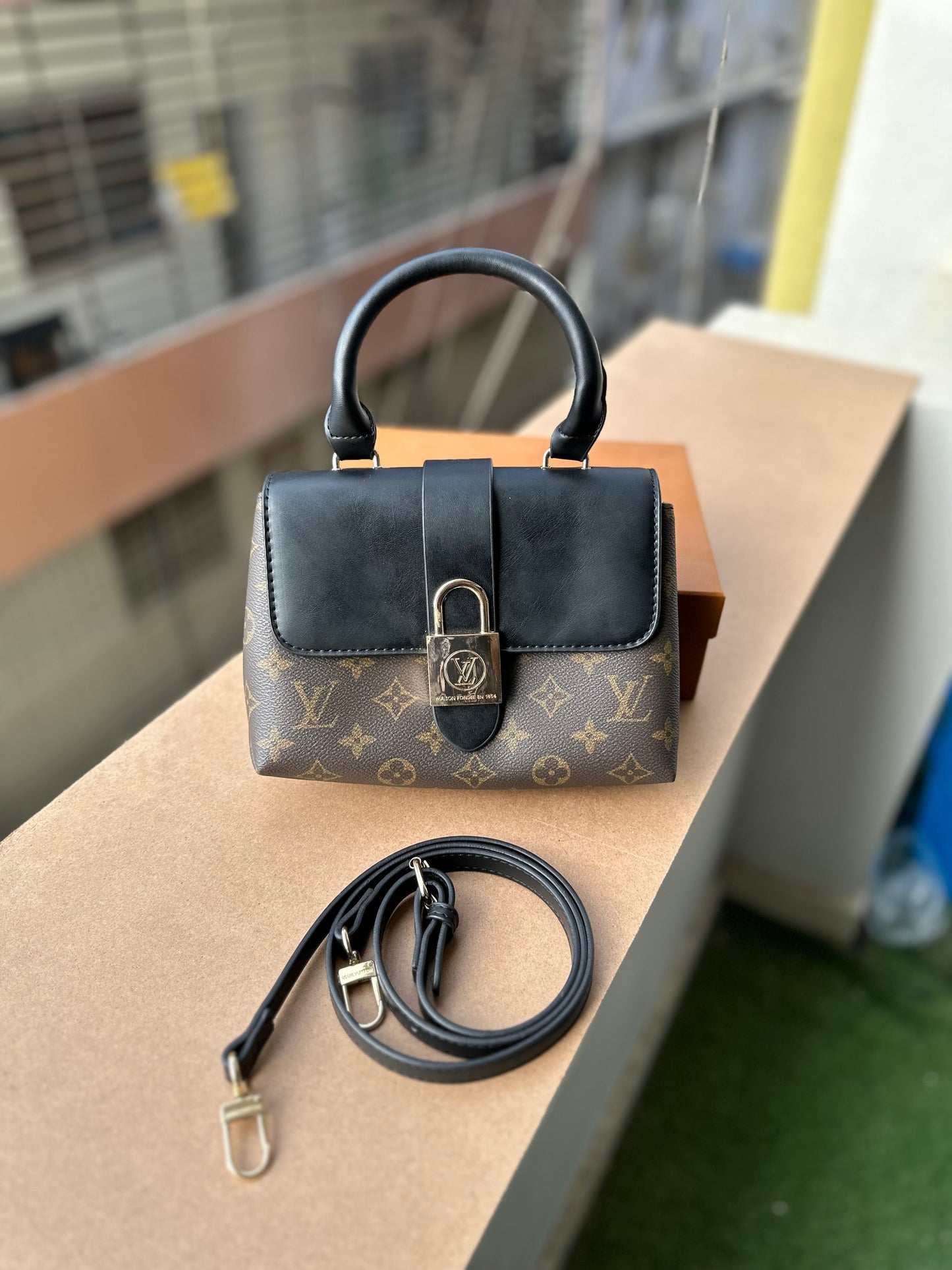 Famous brand bag