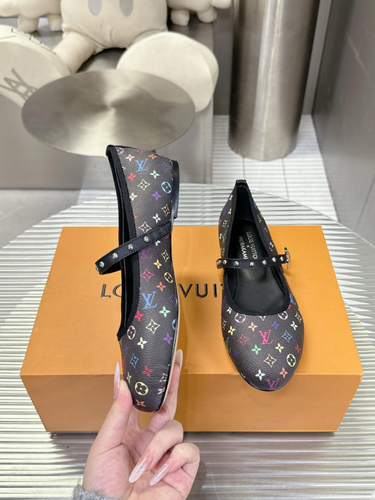 LV shoes