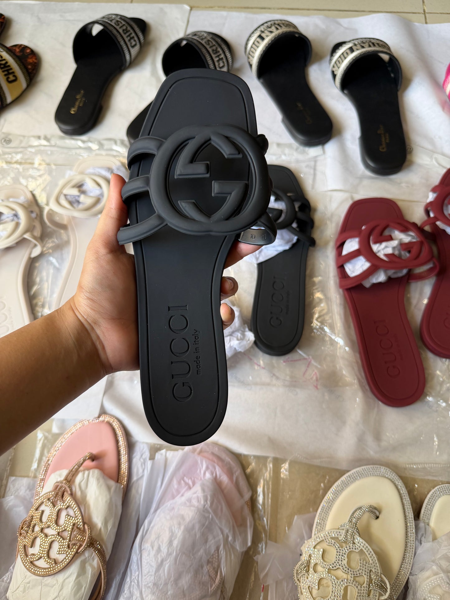G famous brand slipper