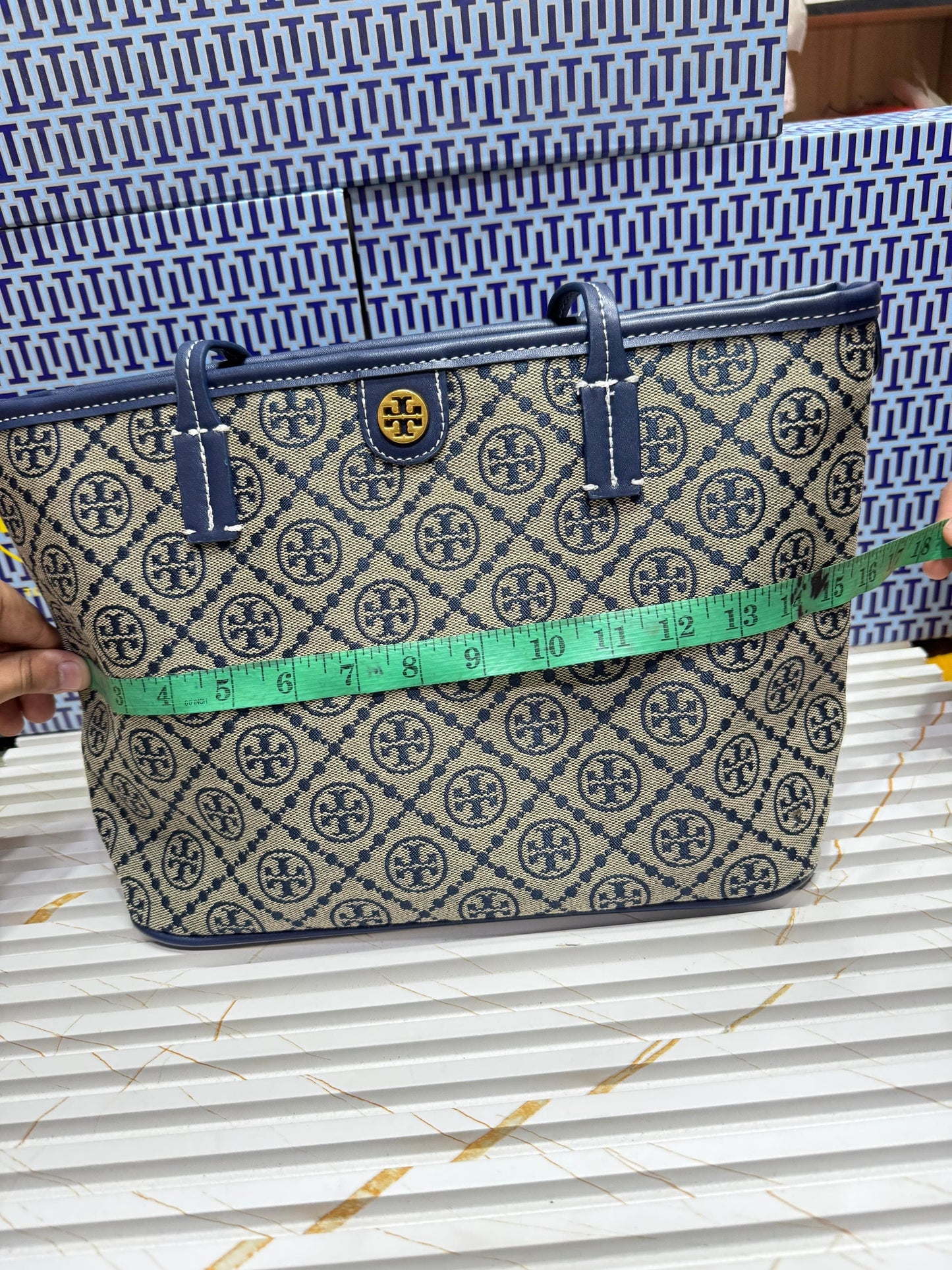 Famous brand ( 3 colors )