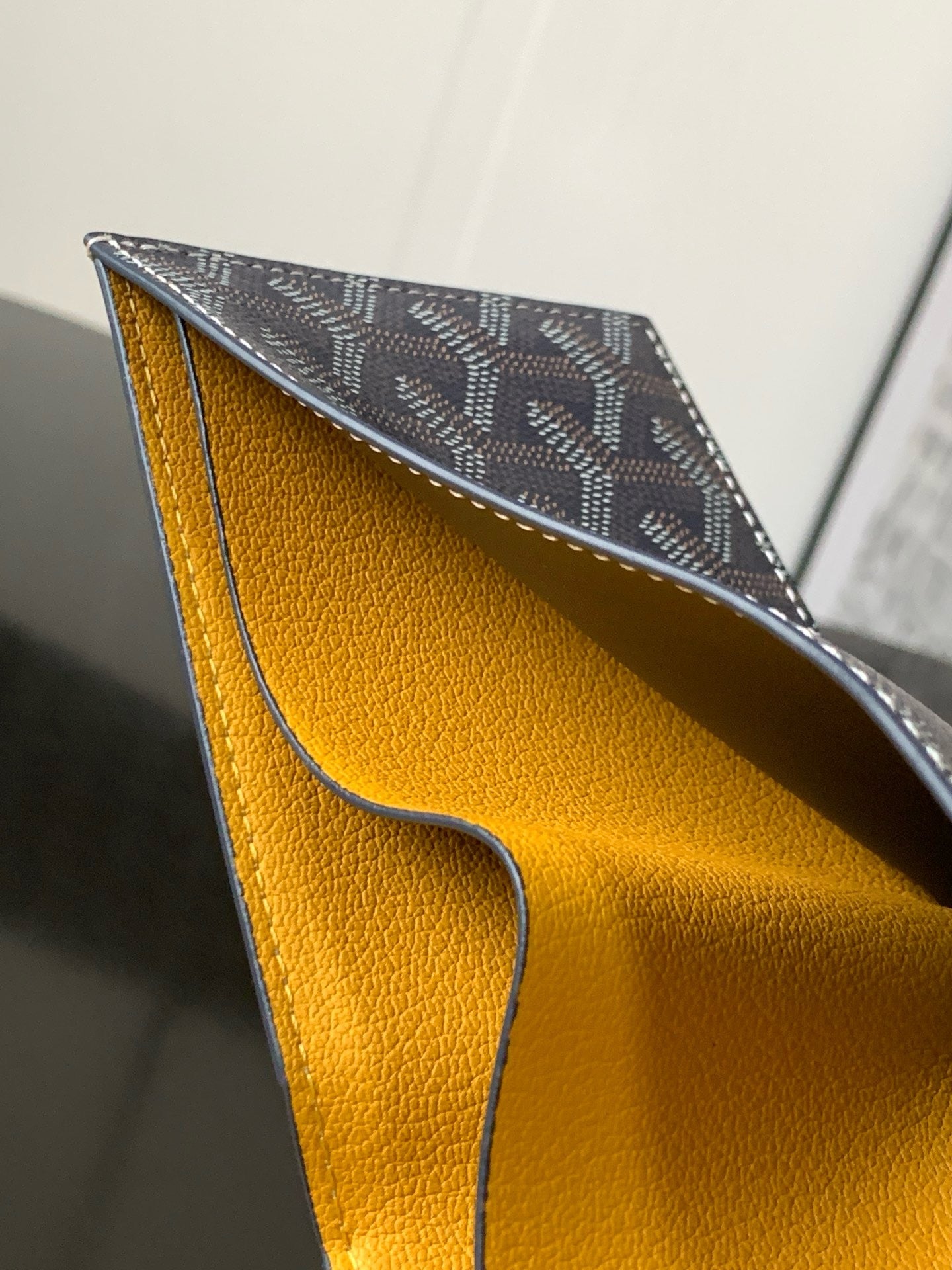 Famous brand wallet