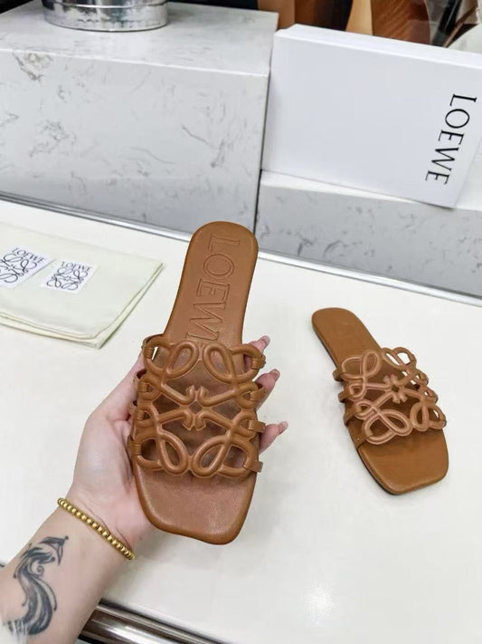 Loewe slipper