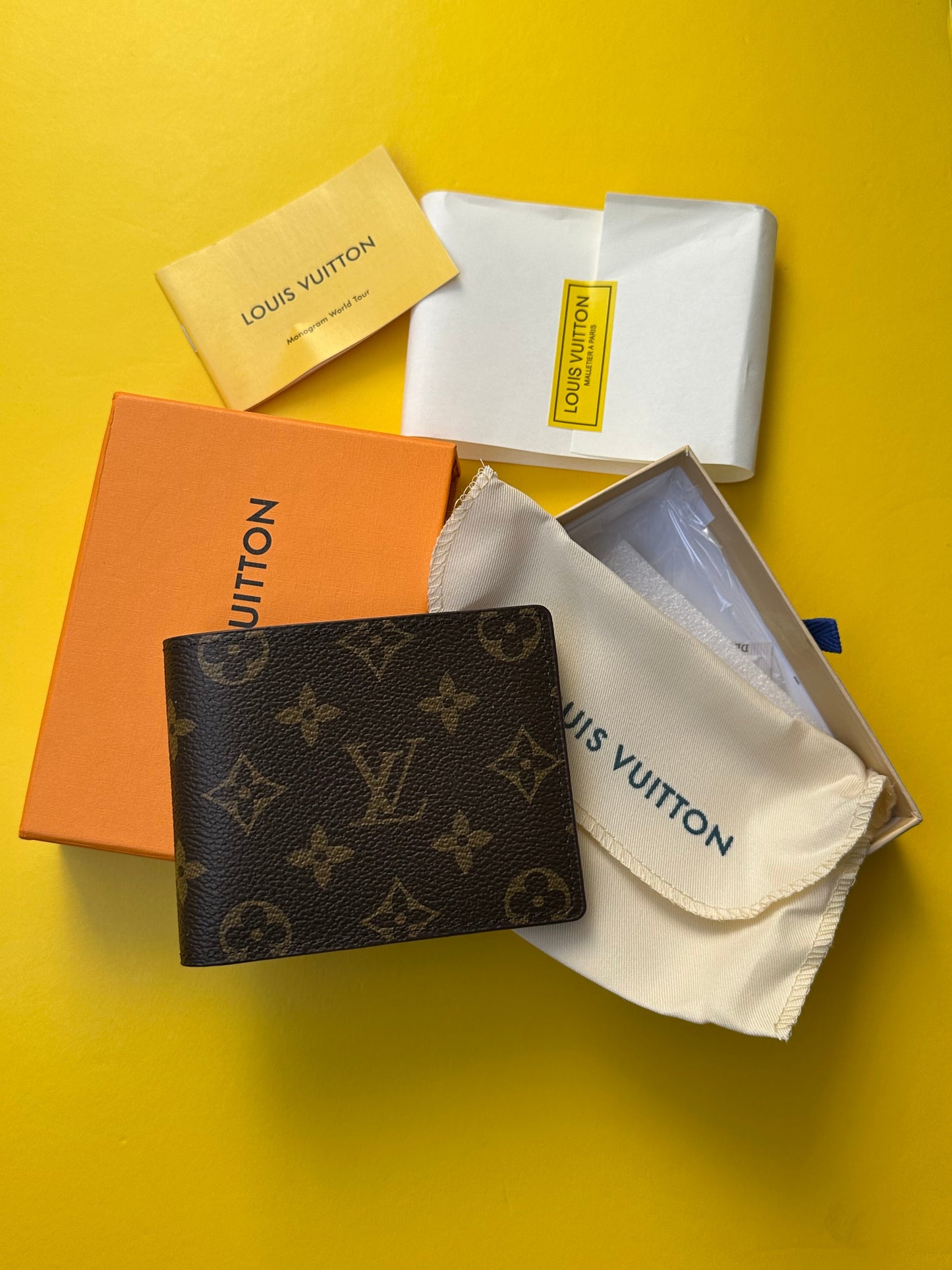 Wallet famous brand
