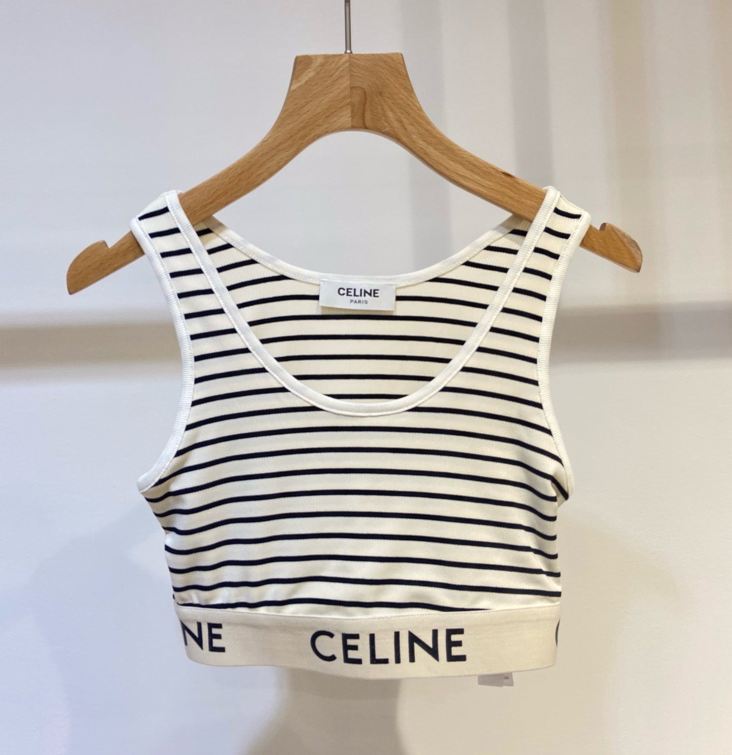 Sports top famous brand