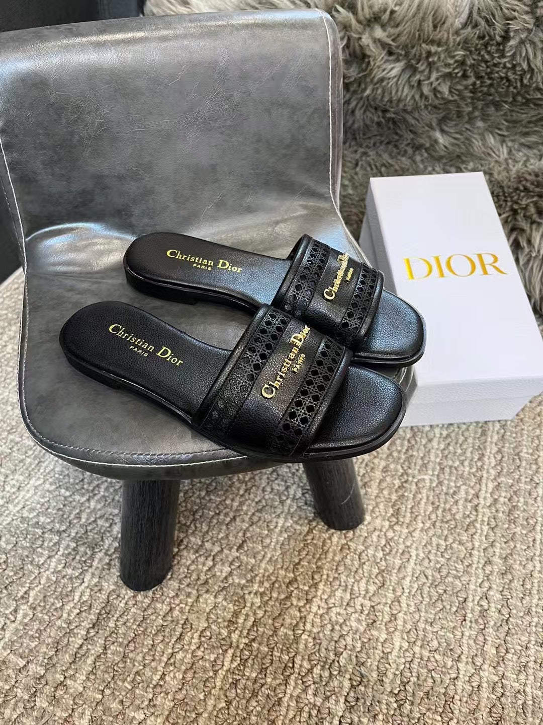 D brand slipper 5 colors ( Pre order )