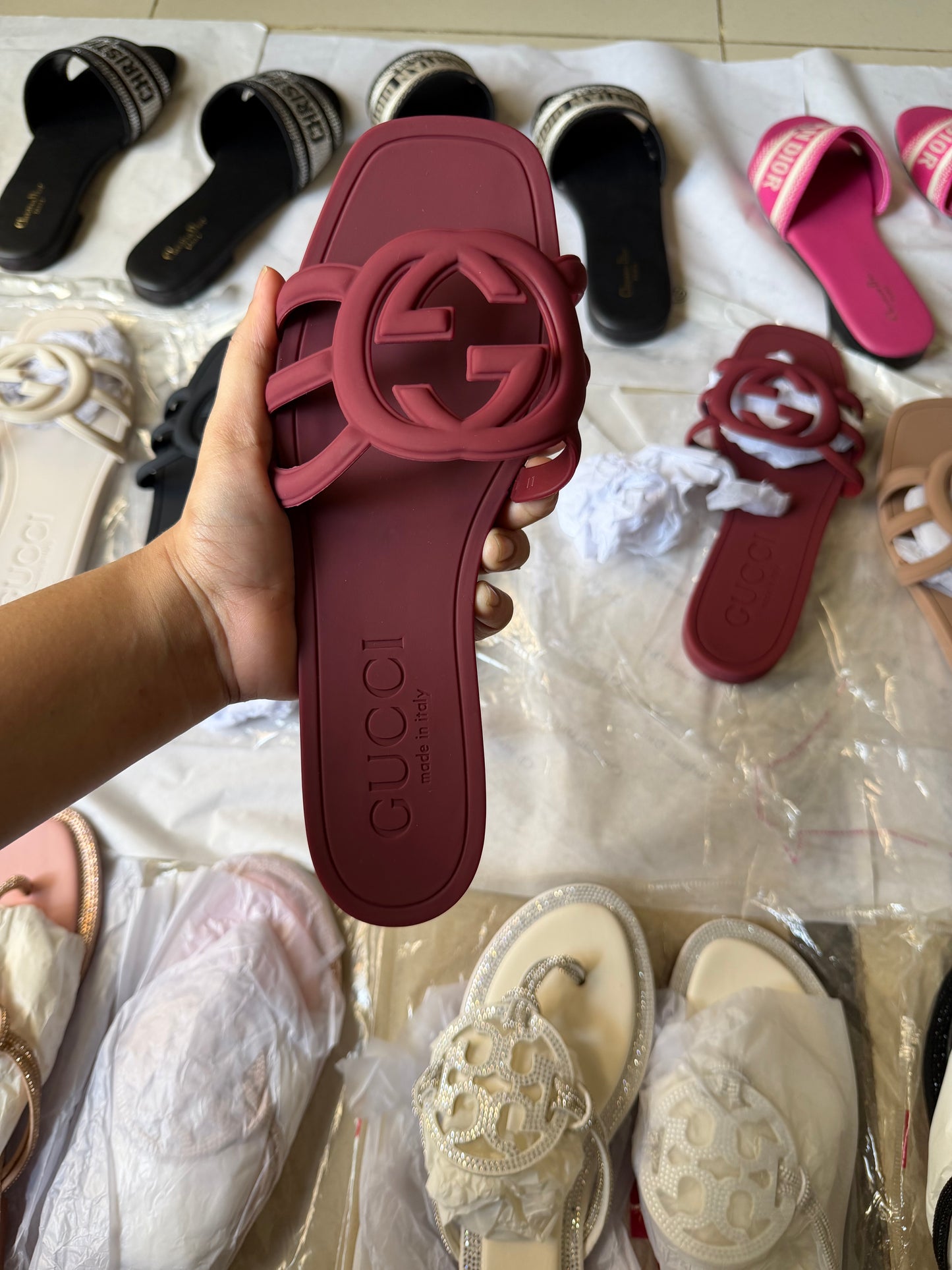 G famous brand slipper