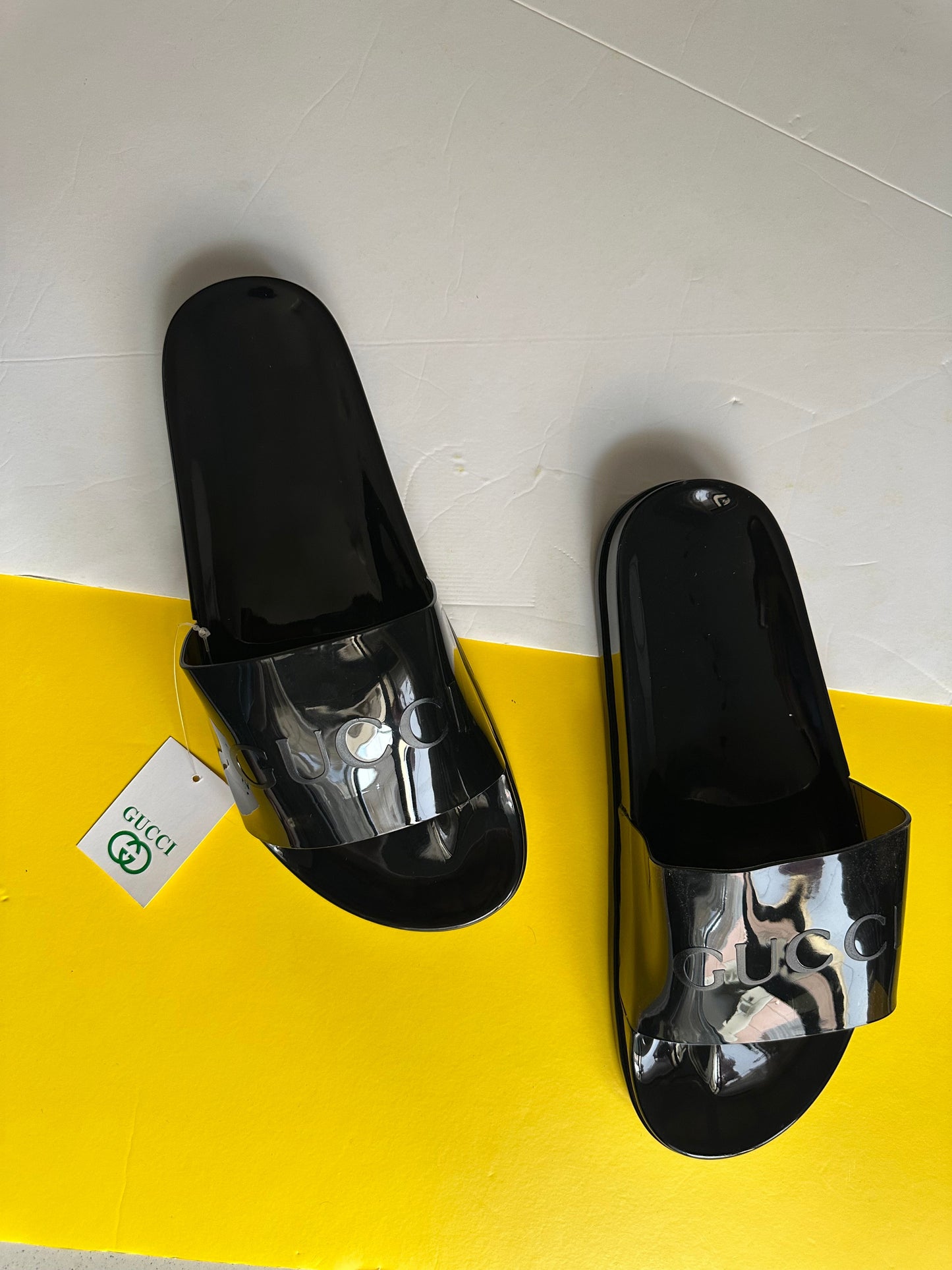 G brand slipper unisex ( pre order)