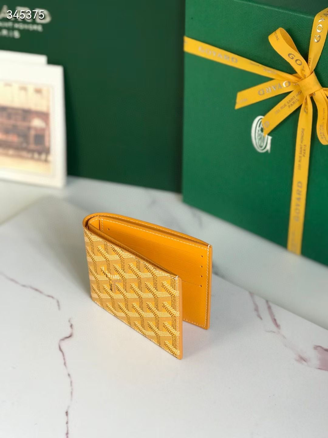Wallet famous brand G