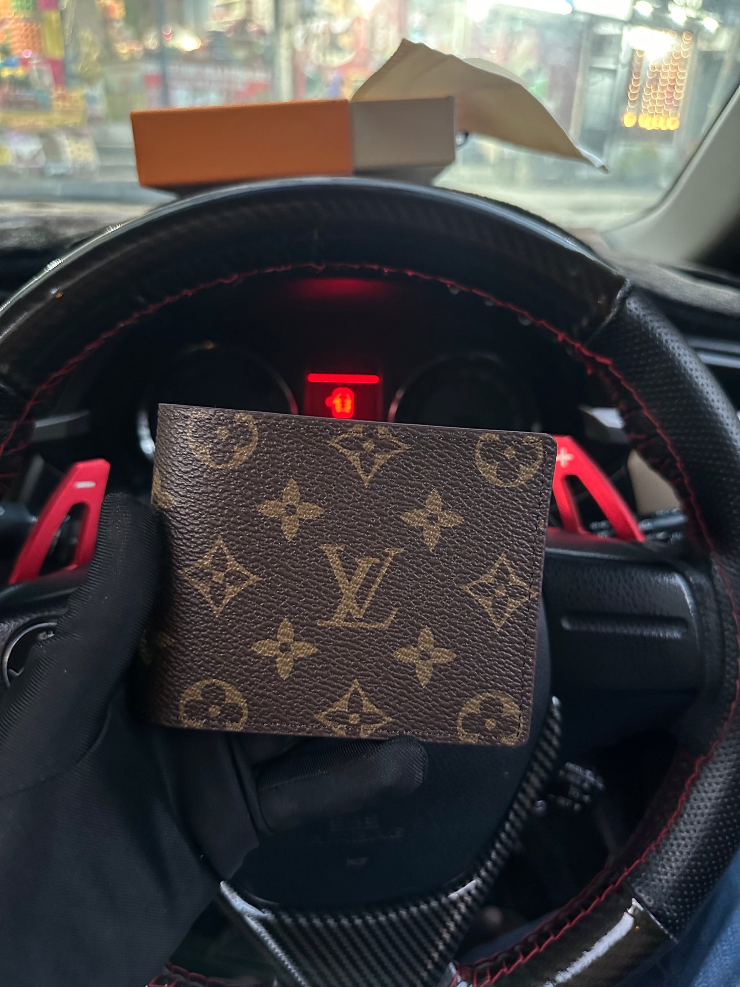 Wallet famous brand