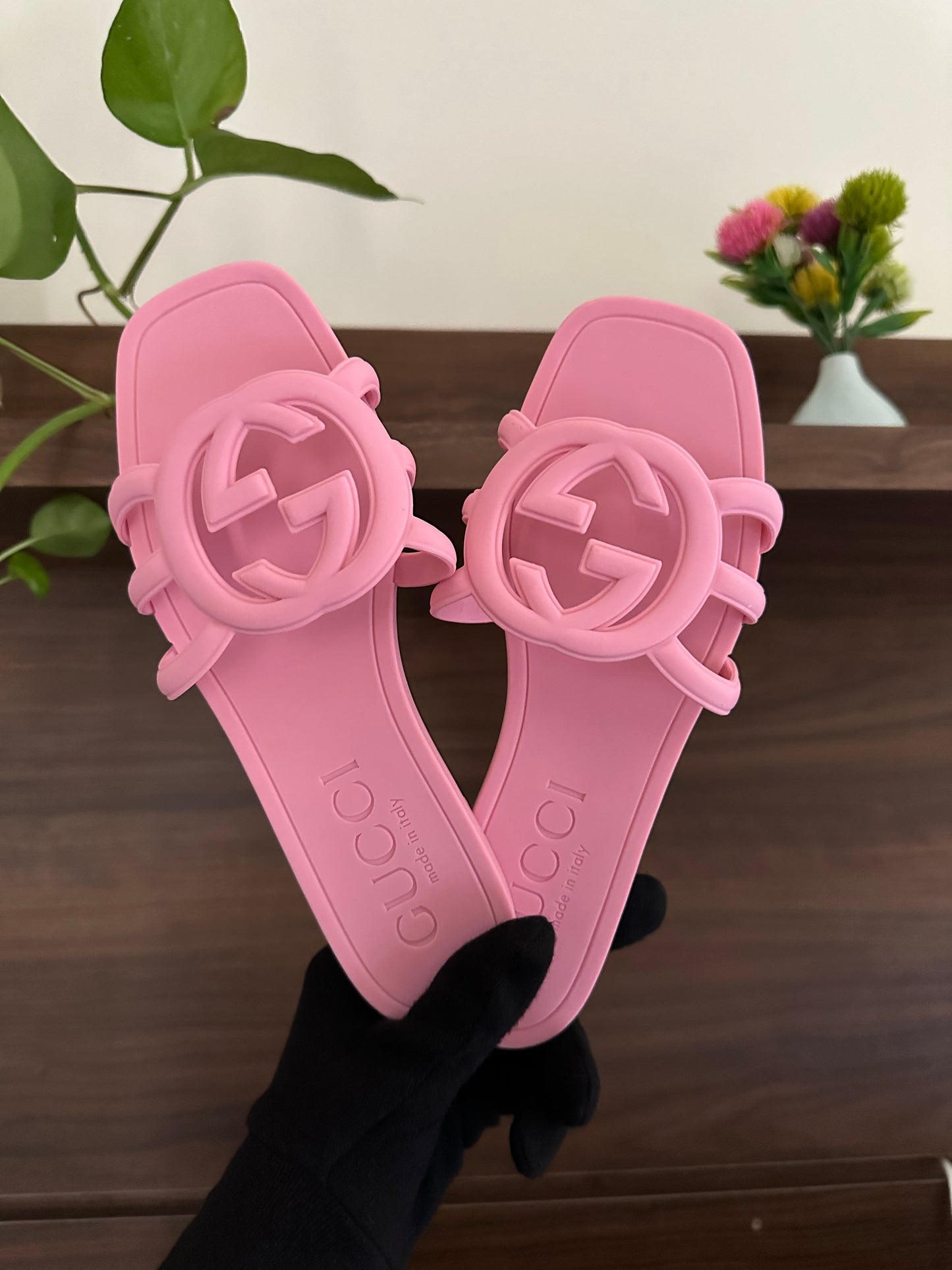 GG slides pink famous brand