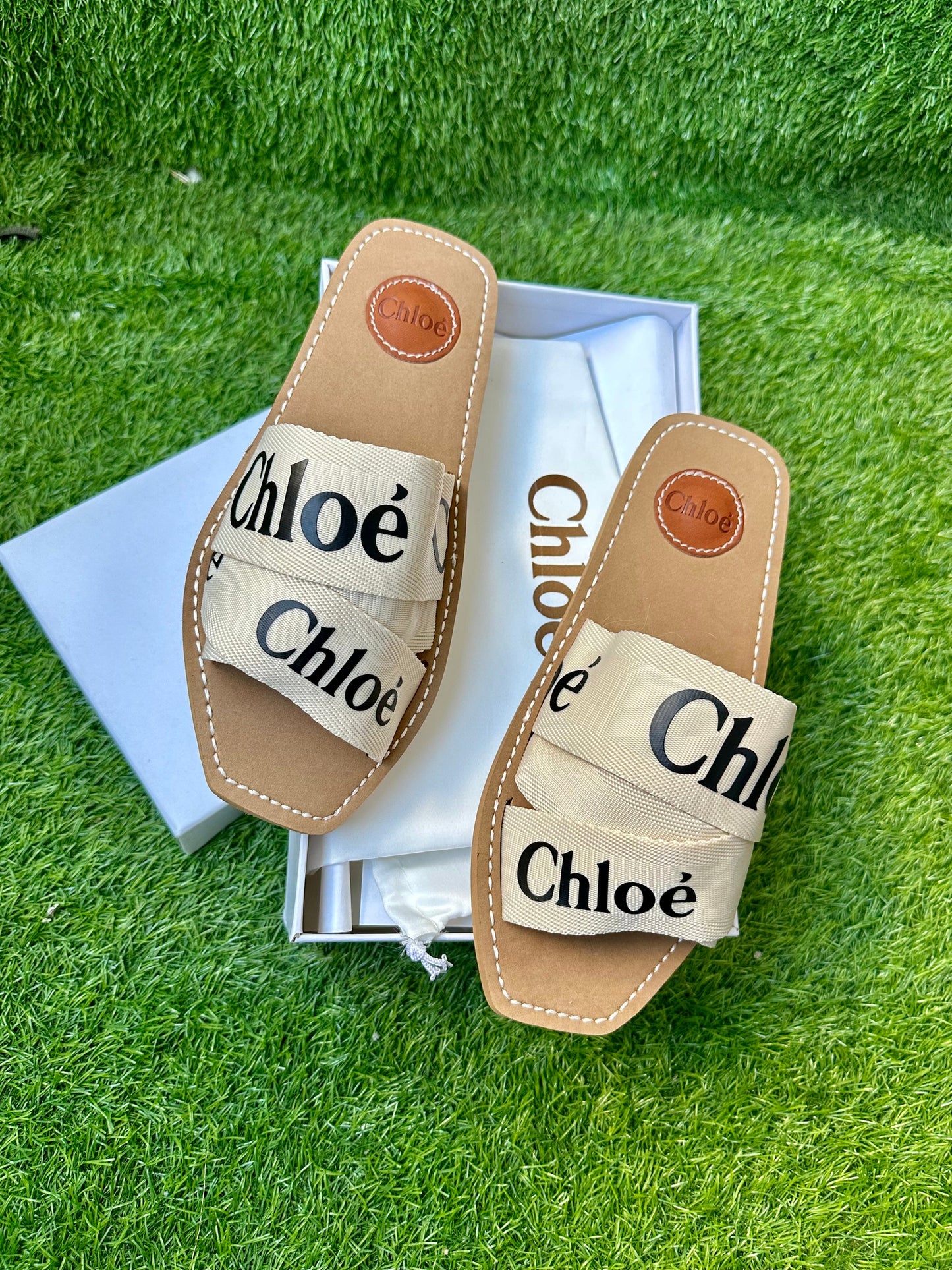 C slipper imported ( PRE ORDER )