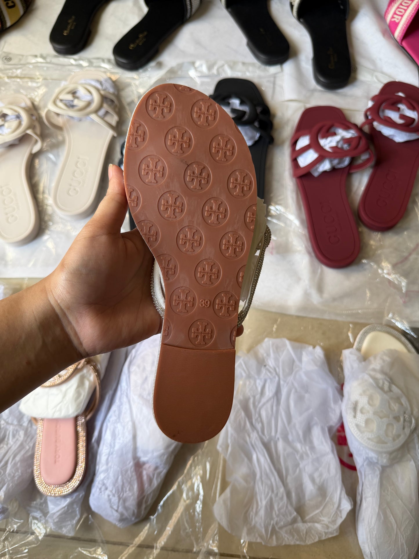 TB famous brand slipper