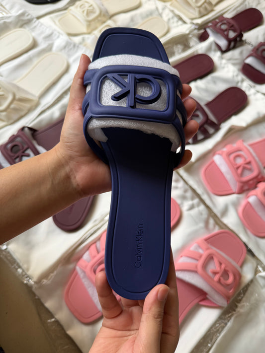 CK slipper