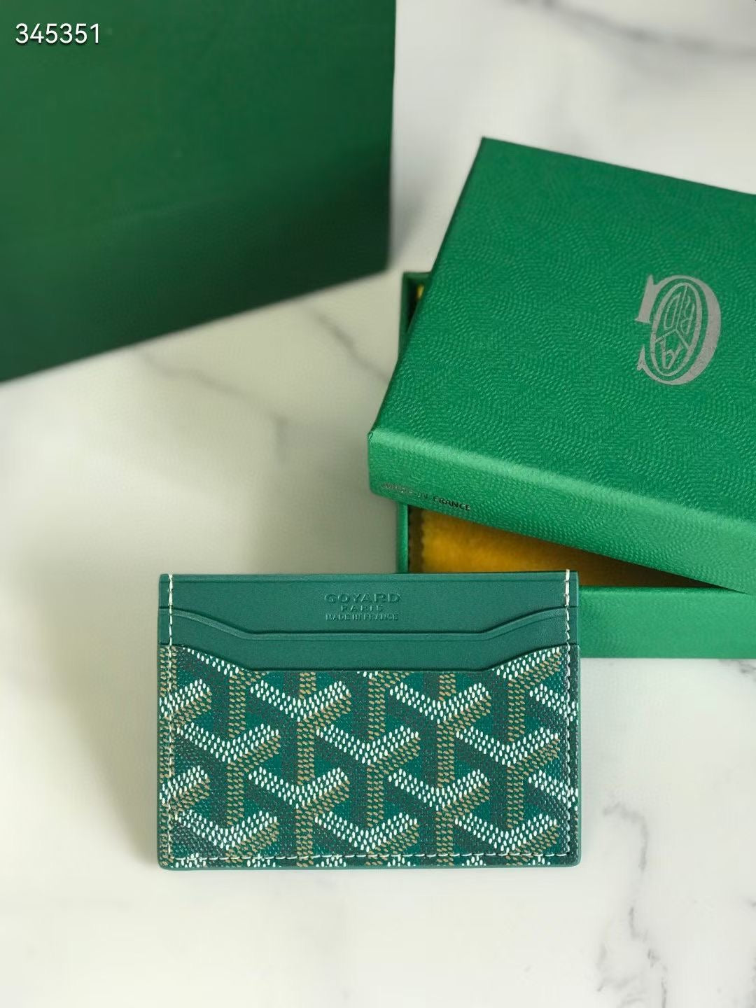 Green cardholder famous brand
