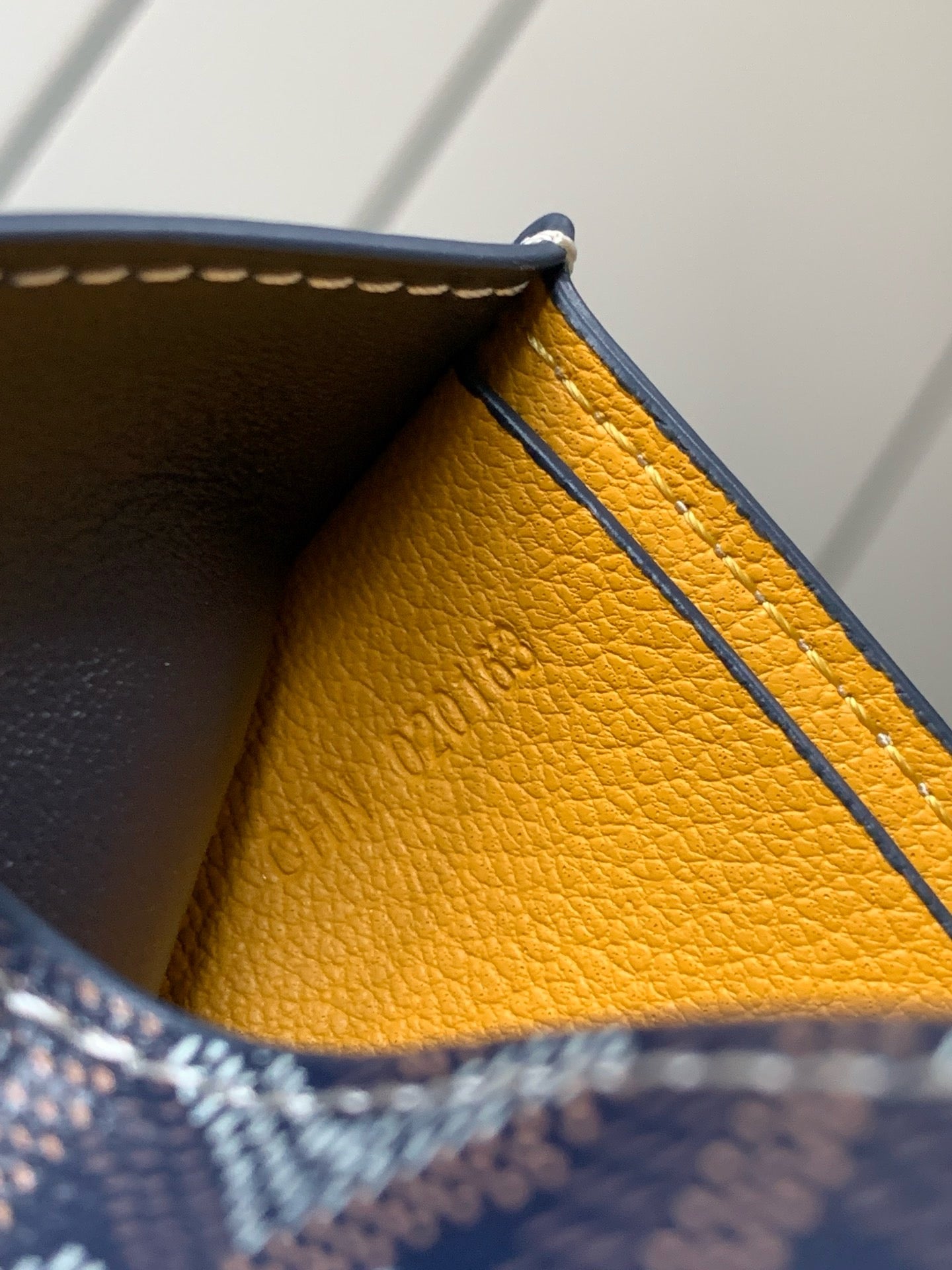 Famous brand wallet